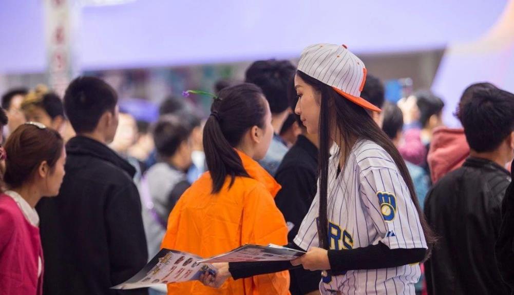 大学生兼职传单派发